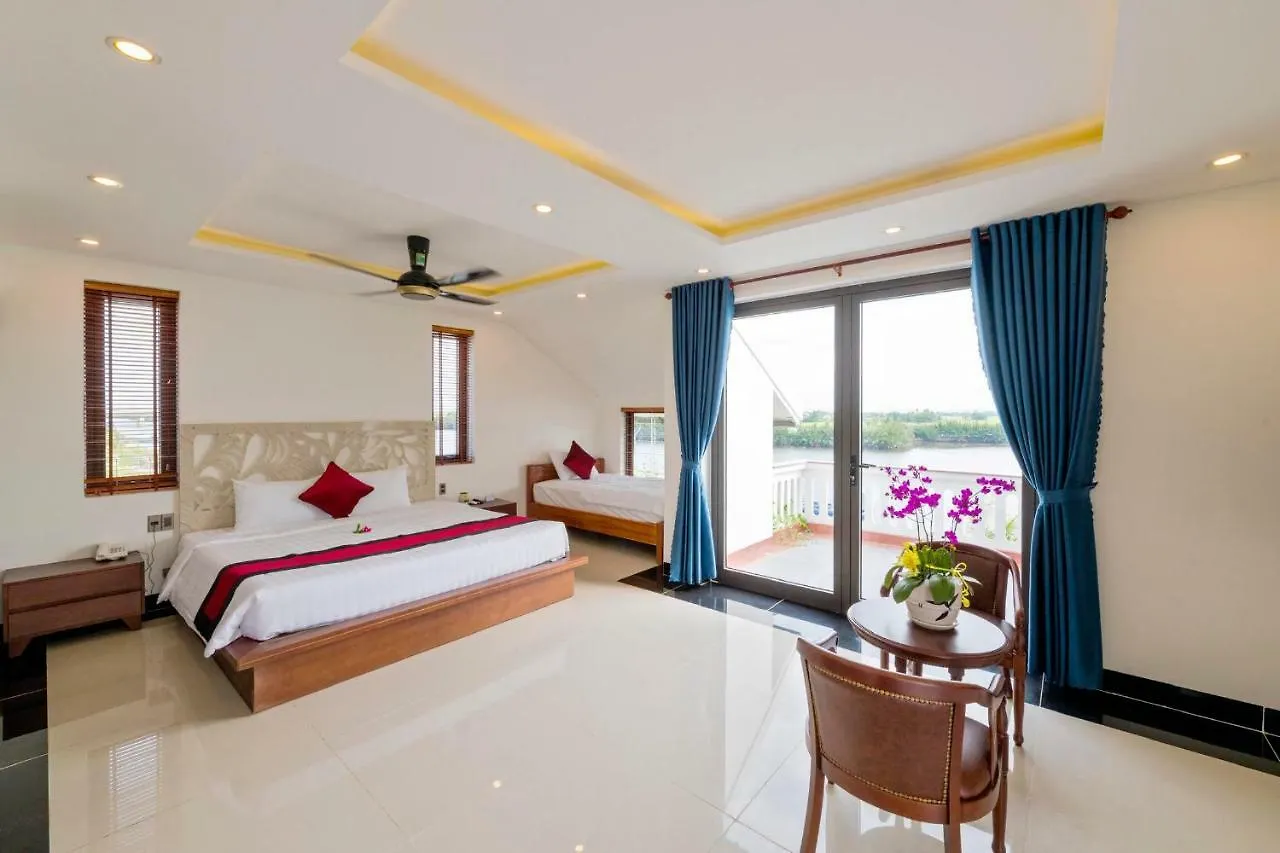 Phuc Hung Riverside Villa Hội An